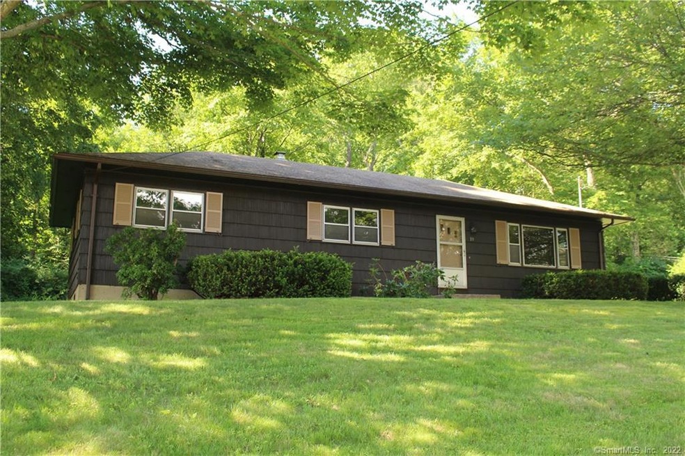 19 Adams Dr, Terryville, CT 06786 - photo 1