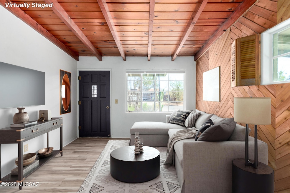 VIRTUALLY STAGED living room