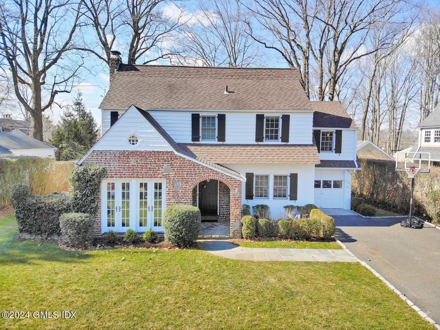 46 Terrace Ave, Riverside, CT 06878 - photo 1