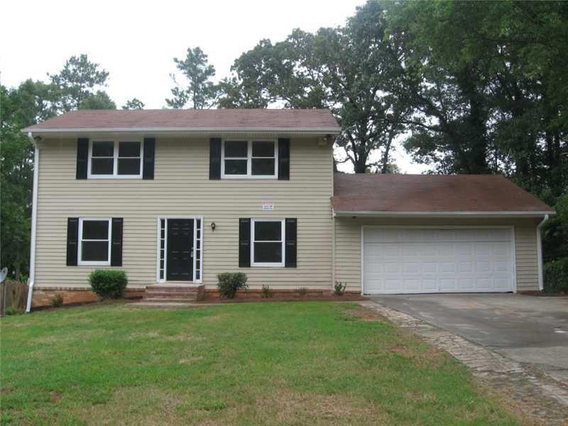 Exterior Front. WELCOME HOME!