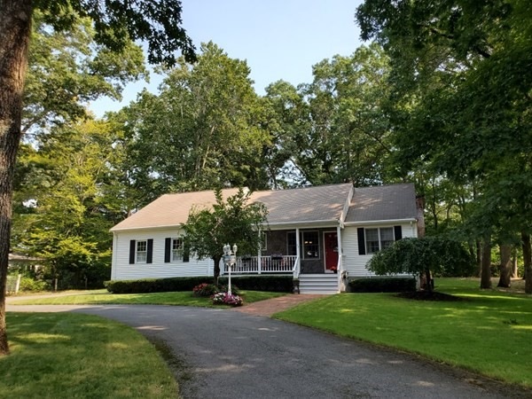 90 Country Club Ln, Brockton, MA 02301 - photo 1