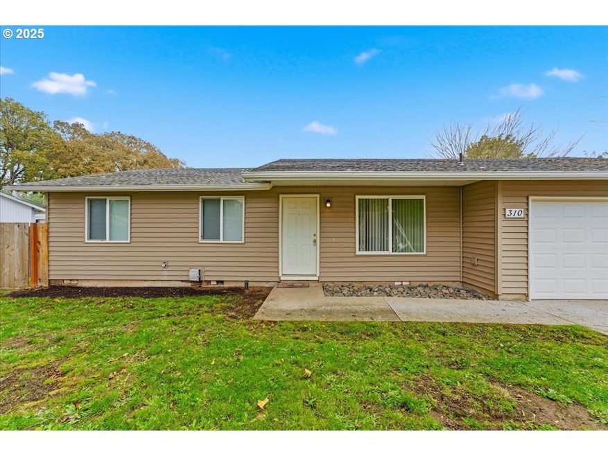 310 NE 34th Place, Hillsboro, OR 97124 - photo 1