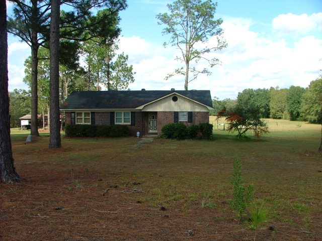 3605 Spring Flats Rd, Albany, GA 31705 - photo 1