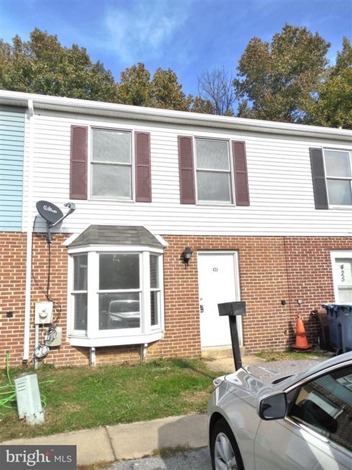 423 Strathaven Ct, Newark, DE 19702 - photo 1