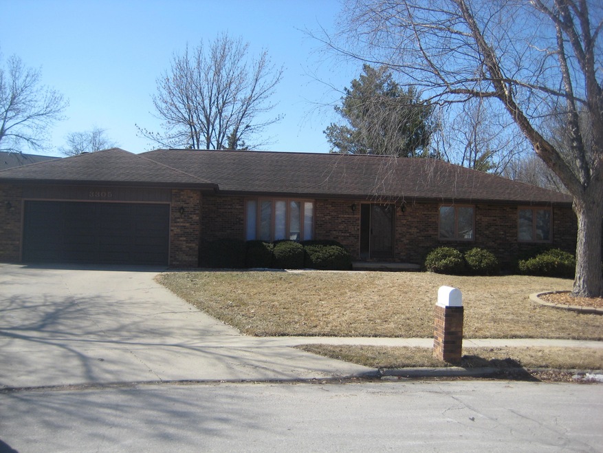3305 Taft Ct
