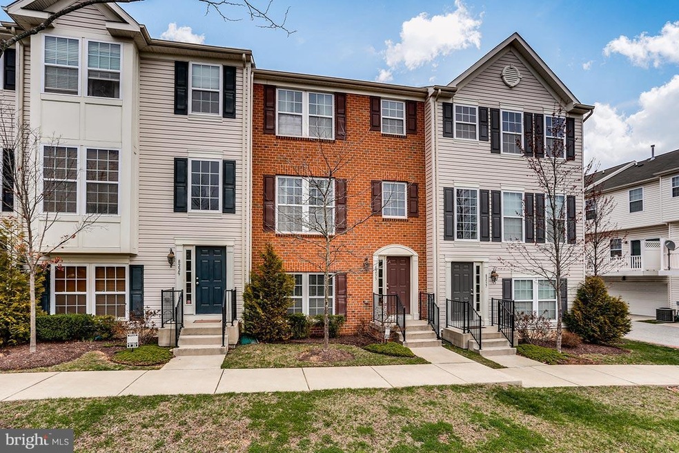 8233 Macintosh Ct unit 64, Jessup, MD 20794 - photo 1