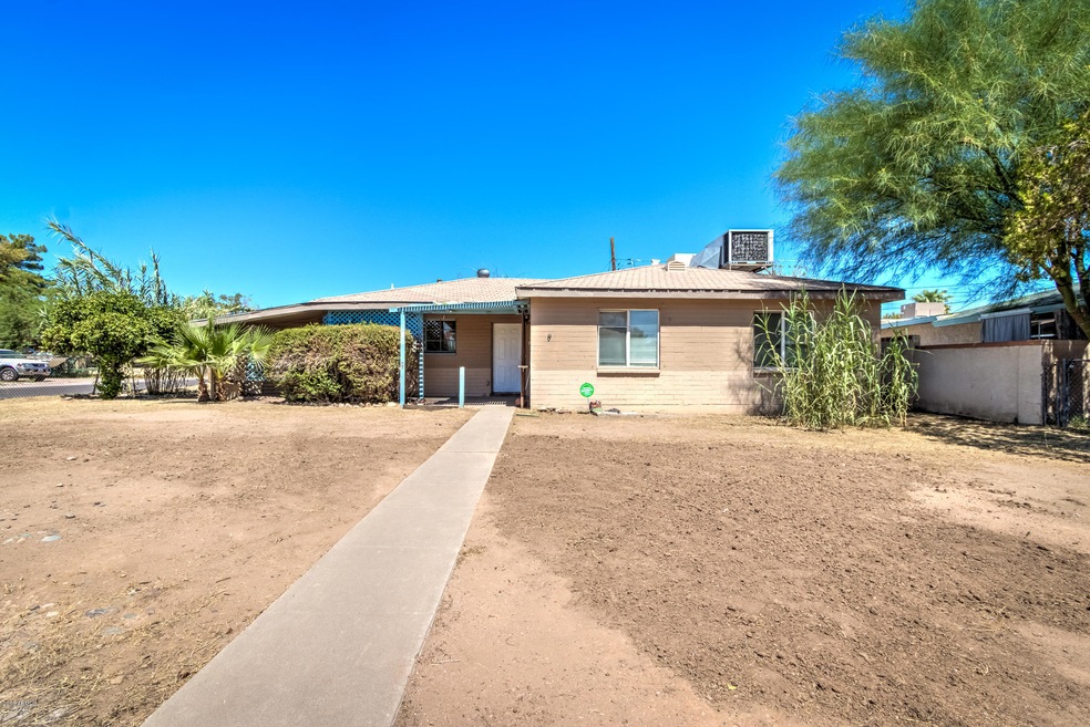 2818 W Meadowbrook Ave-1