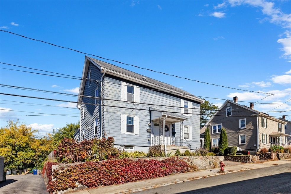 43 Richardson St unit 43, Woburn, MA 01801 - photo 1