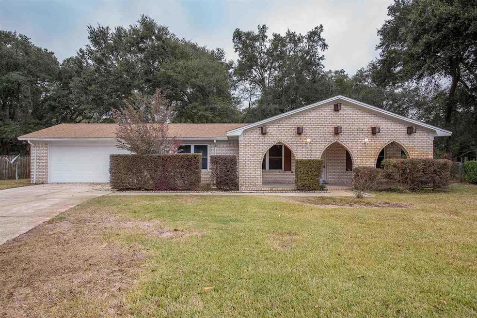 8152 Camelford Dr, Pensacola, FL 32506 - photo 1