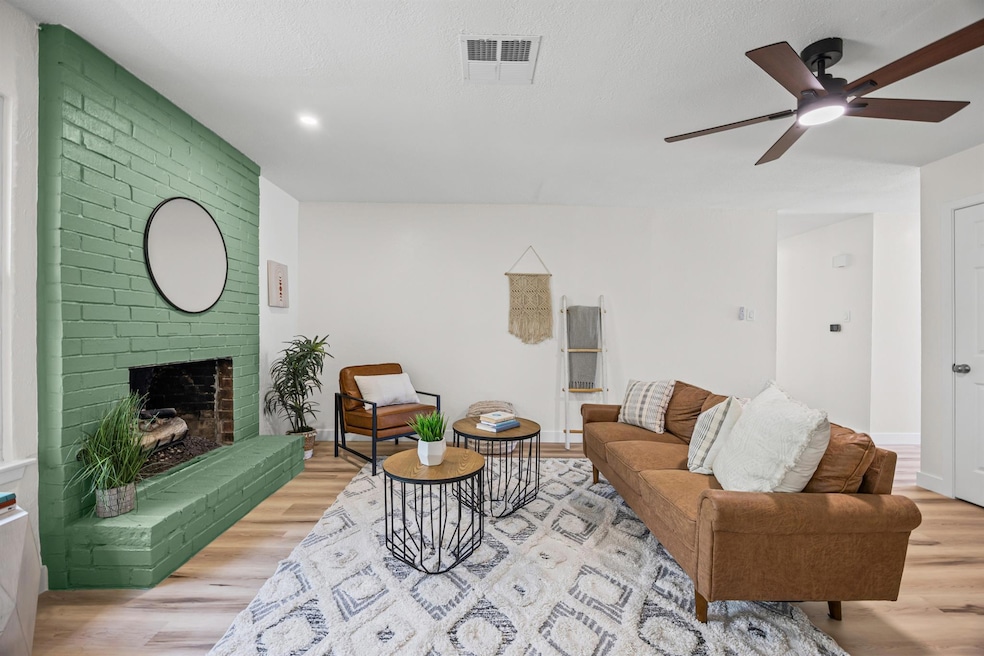 Under Contract $465,000