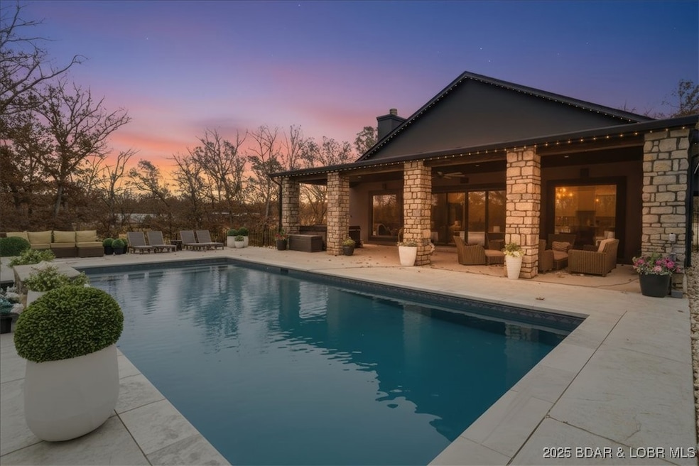 480 Ridge Cir, Sunrise Beach, MO 65079 - photo 1