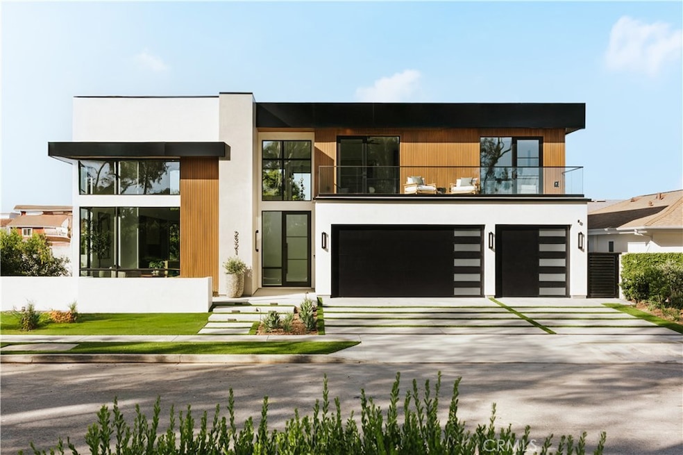 2321 Mesa Dr, Newport Beach, CA 92660 - photo 1