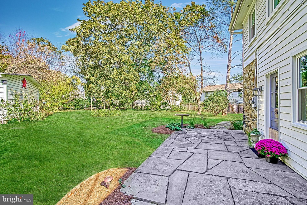 341 S Nursery Ave, Purcellville, VA 20132 - photo 1