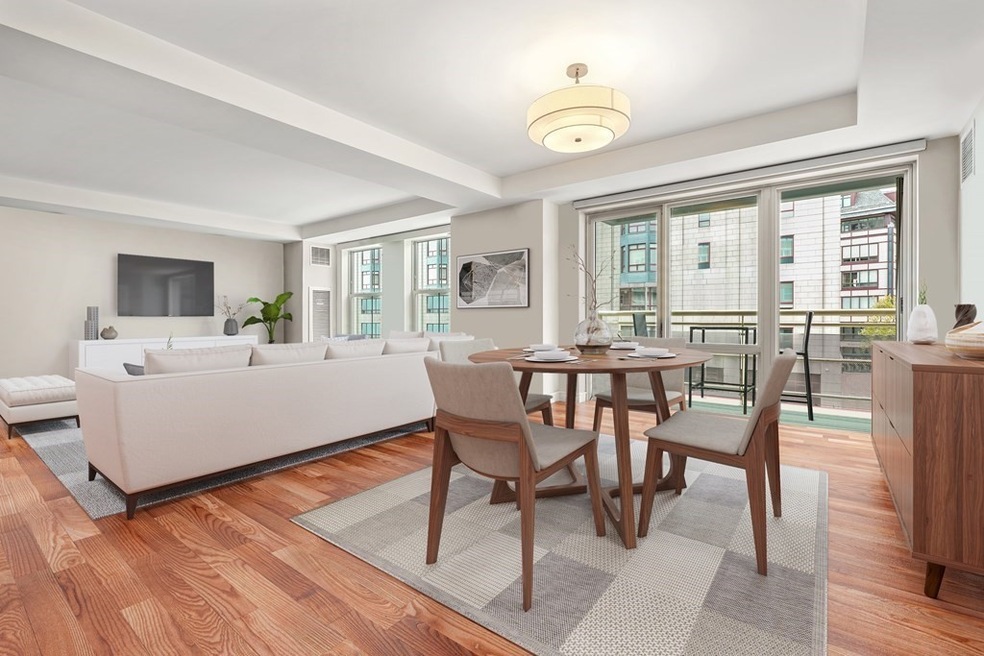 4 Battery Wharf unit 4305, Boston, MA 02109 - photo 1