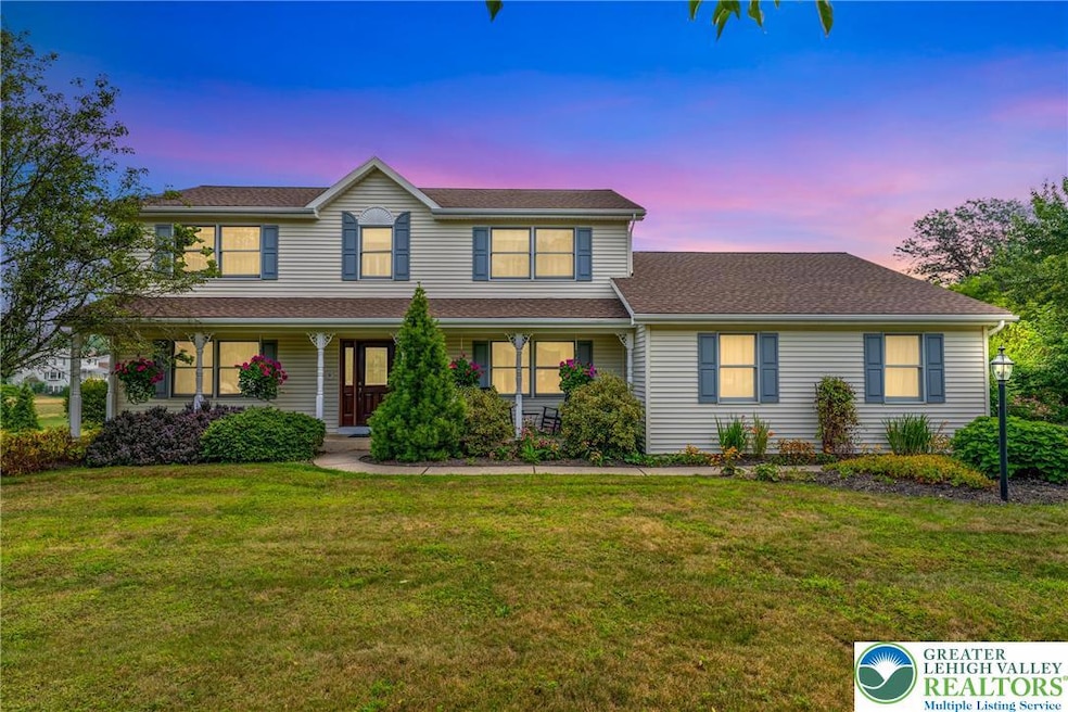 For Sale $659,900 • Co-Listing Agent