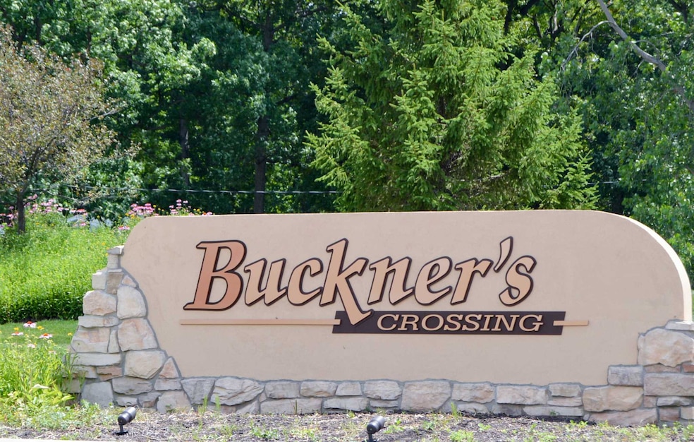 3310 Brixley Pass unit 66, Fort Wayne, IN 46818 - photo 1