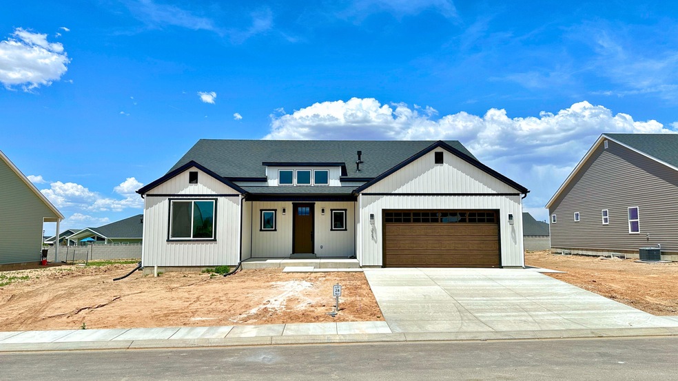 1023 E 4240 N