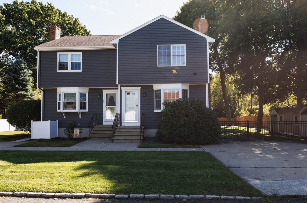 33 Auburn St unit 1, Saugus, MA 01906 - photo 1