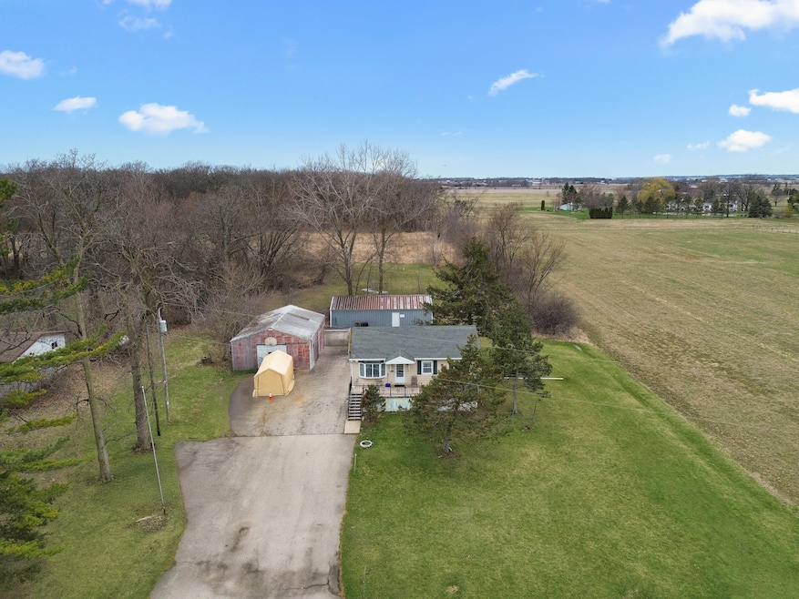 Main Photo N 3797 N Como Rd