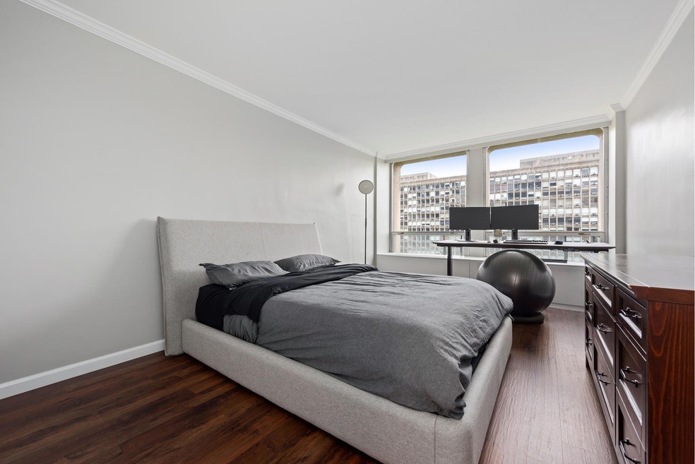 Kips Bay Towers unit 15P, New York, NY 10016 - photo 1