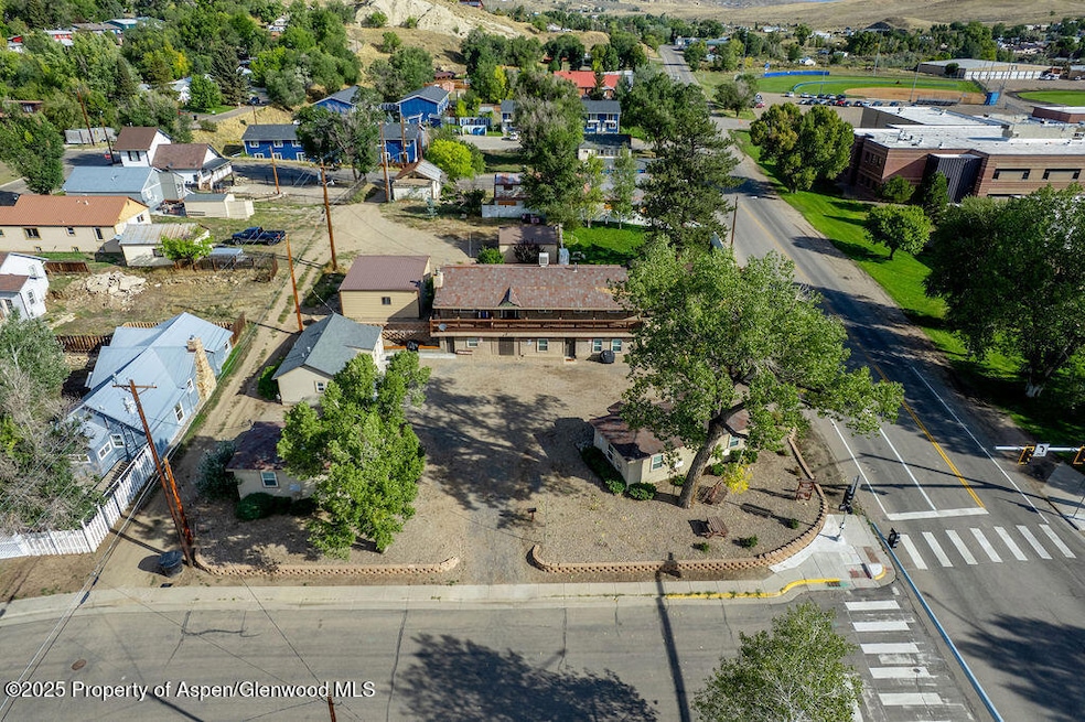 910 Yampa Ave, Craig, CO 81625 - photo 1