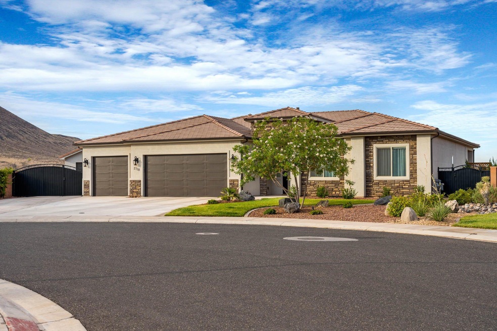 01-2719 W 220 N - www.lystpros.com -1