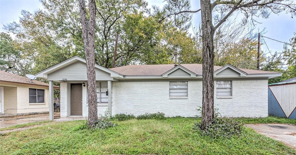 4546 Lelay Cir, Houston, TX 77022 - photo 1