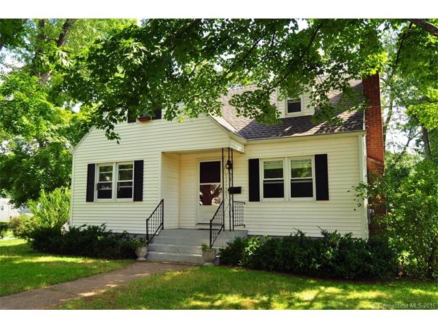 2 Hartland Rd, Manchester, CT 06042 - photo 1