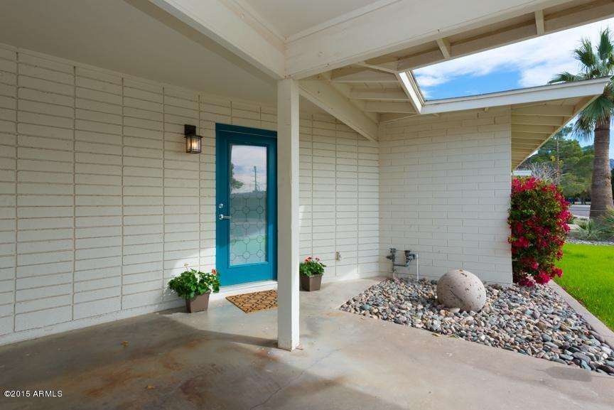 1202 E Seldon Ln, Phoenix, AZ 85020 - photo 1