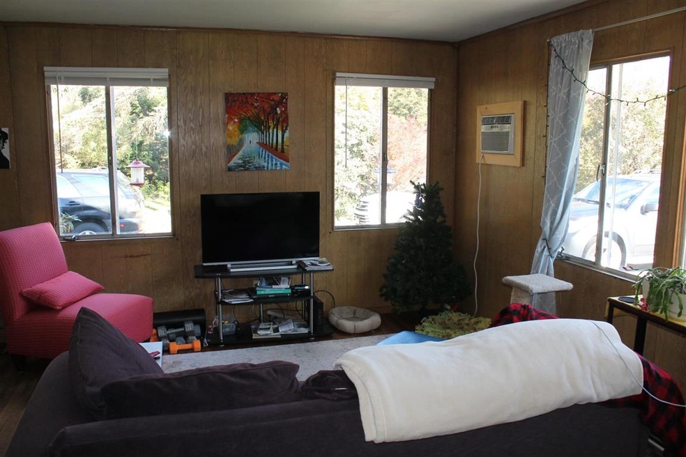 201 Main St, Lincoln, NH 03251 - photo 1