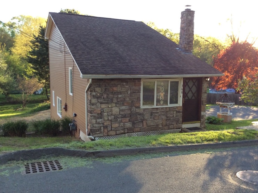 368 Hillcrest Ave, West Springfield, MA 01089 - photo 1