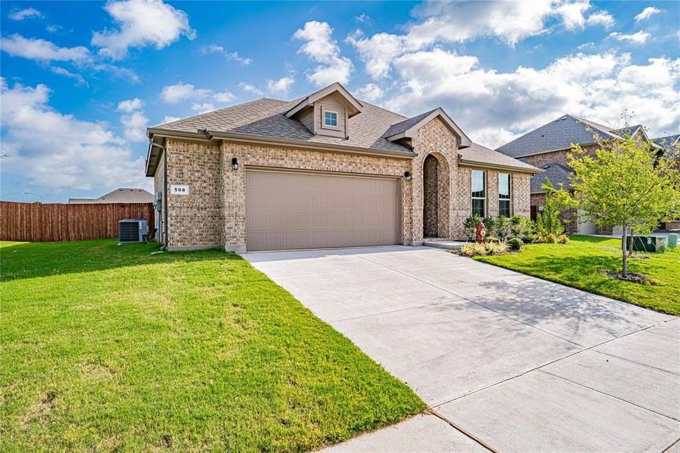 508 Smart Strike Trail, Granbury, TX 76049 - photo 1