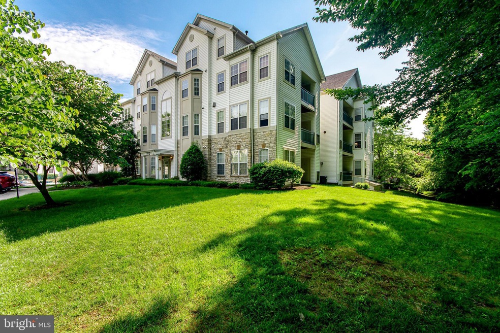 15605 Everglade Ln unit 302, Bowie, MD 20716 - photo 1