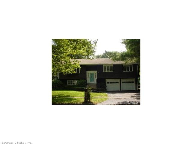 55 Red Fox Rd, Stratford, CT 06614 - photo 1