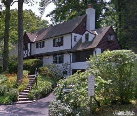 12 Shadow Ln, Great Neck, NY 11021 - photo 1