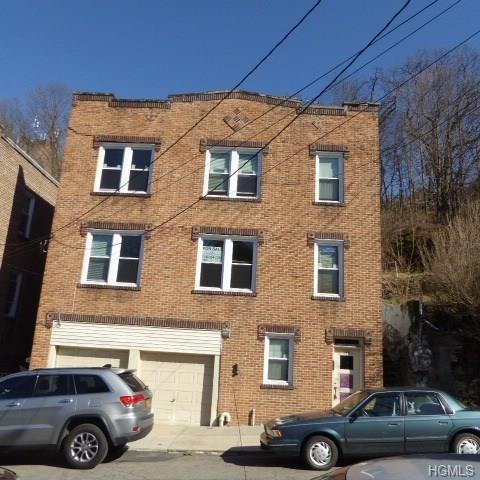 unlisted-address, Yonkers, NY 10701 - photo 1