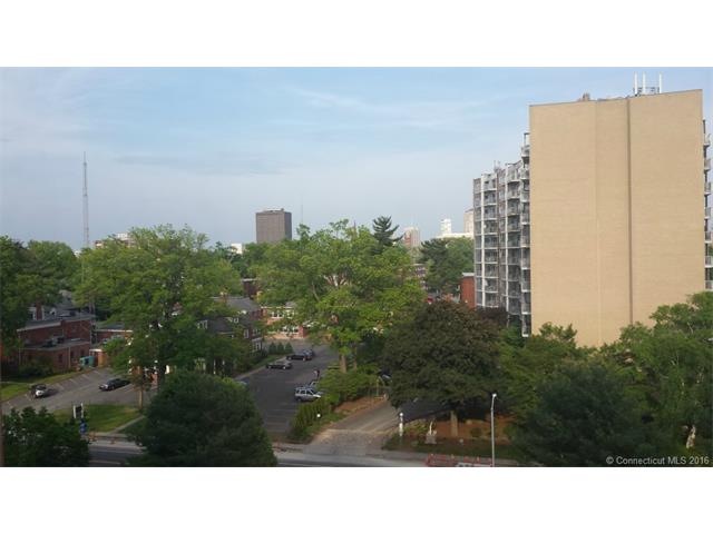 The Woodland unit 8P, Hartford, CT 06105 - photo 1