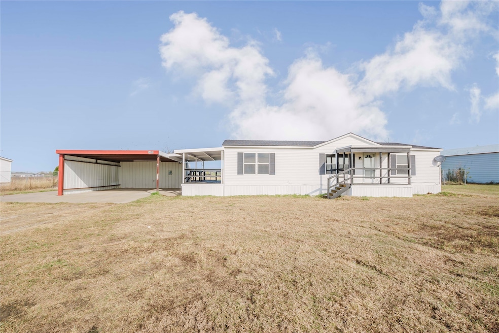 9409 Fm 1807, Alvarado, TX 76009 - photo 1