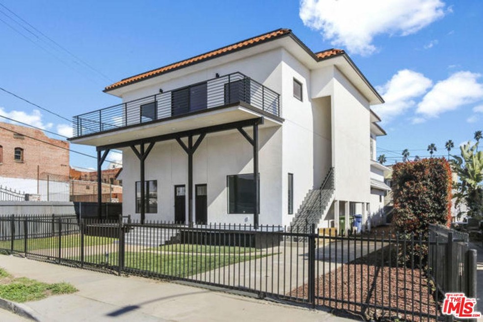 1906 S Palm Grove Ave unit 1, Los Angeles, CA 90016 - photo 1