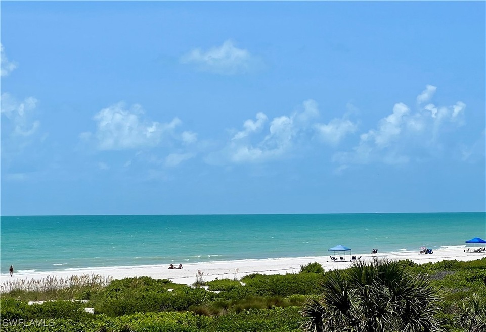 Direct Beach & Gulf View