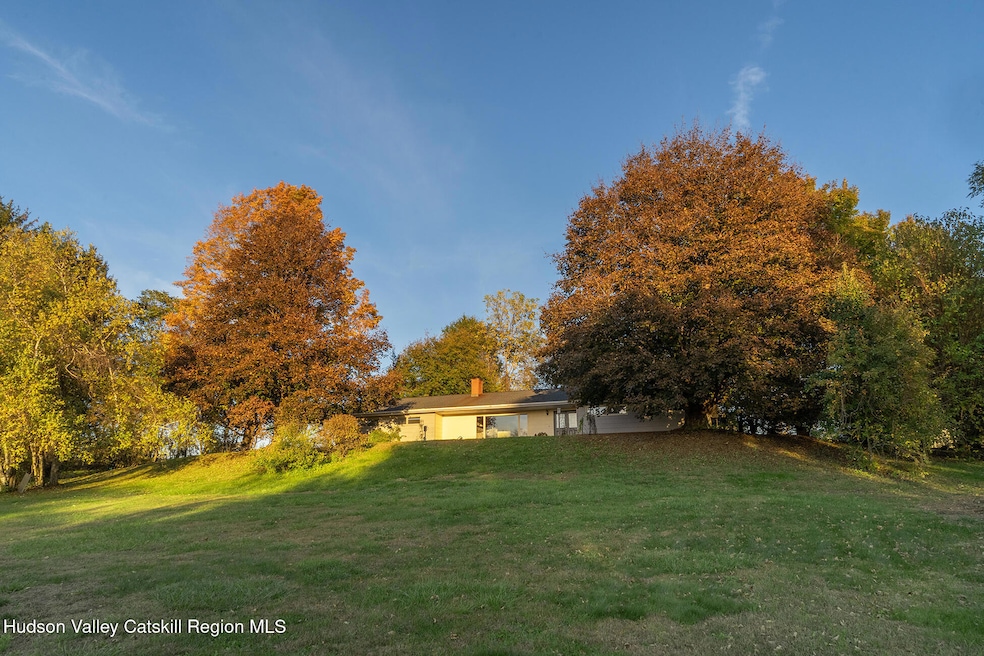 14_468 Old Post Rd Ghent