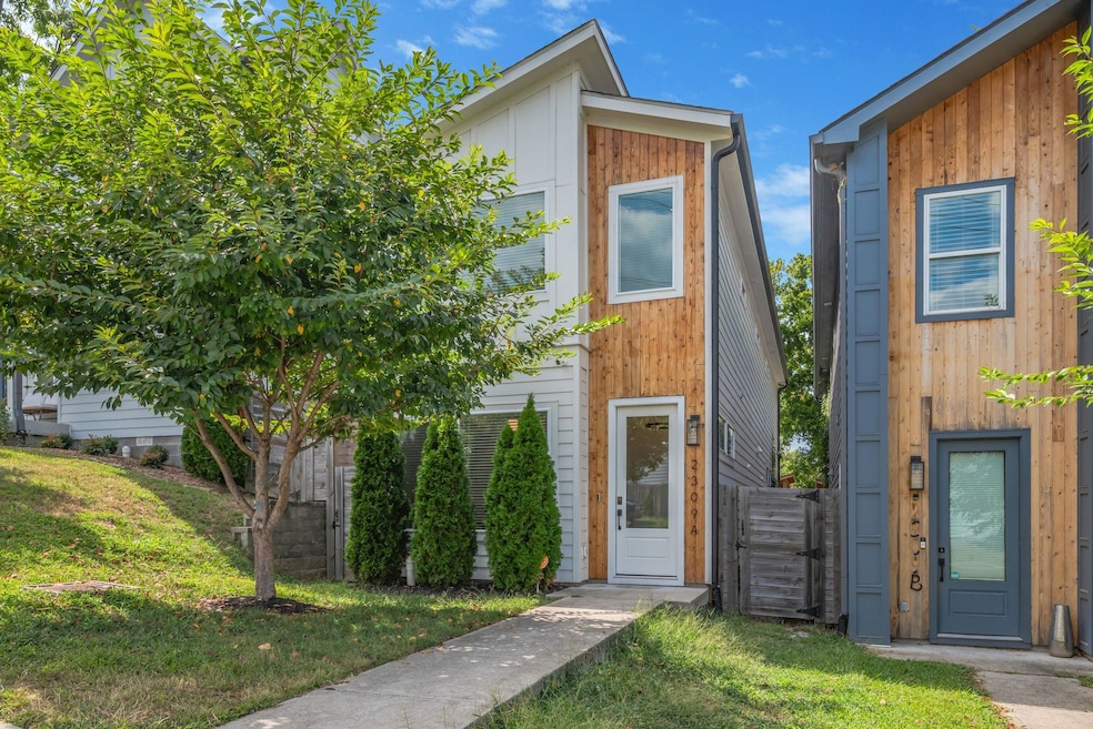 Under Contract $550,000