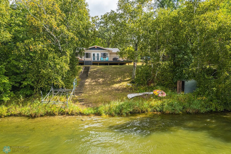 View from lakeshore to lakehome!