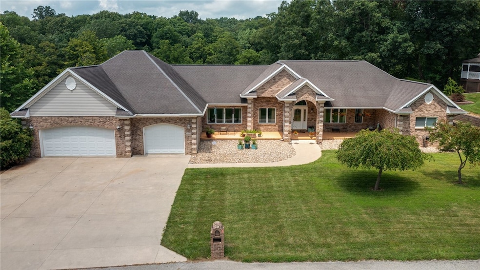 For Sale $550,000 • Co-Listing Agent