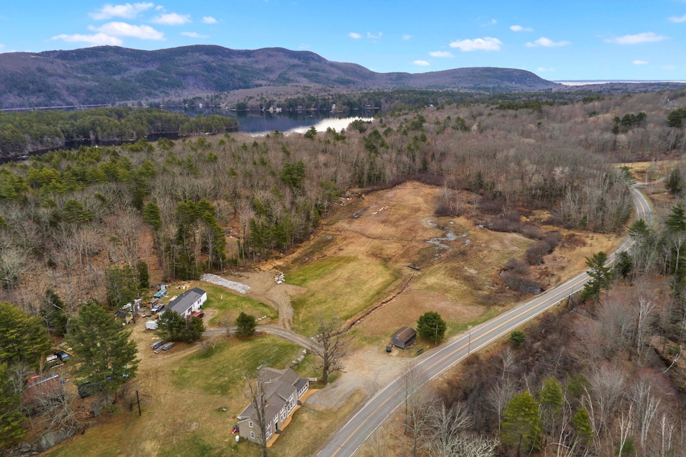 753 Hope Rd, Camden, ME 04843 - photo 1