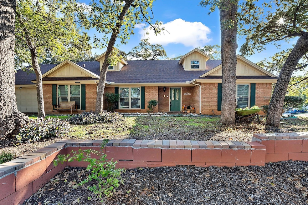 1100 Kathryn St, Hurst, TX 76053 - photo 1