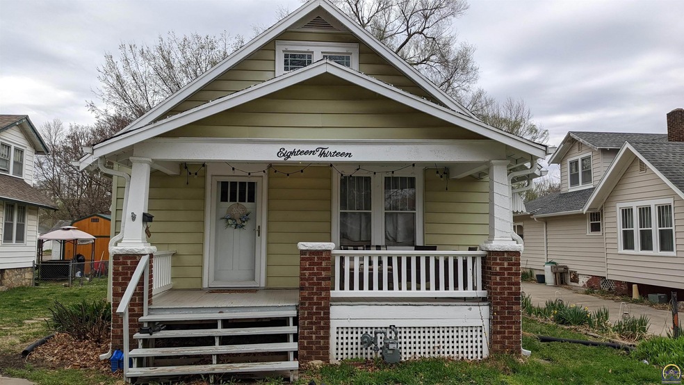 1813 SW 3rd St, Topeka, KS 66606 - photo 1
