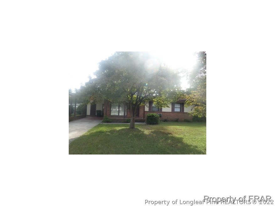 690 Wiltshire Rd, Fayetteville, NC 28314 - photo 1