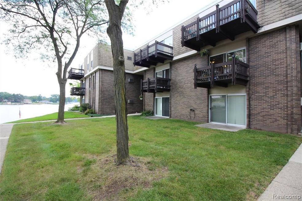 250 LIBERTY #204 (12).JPG