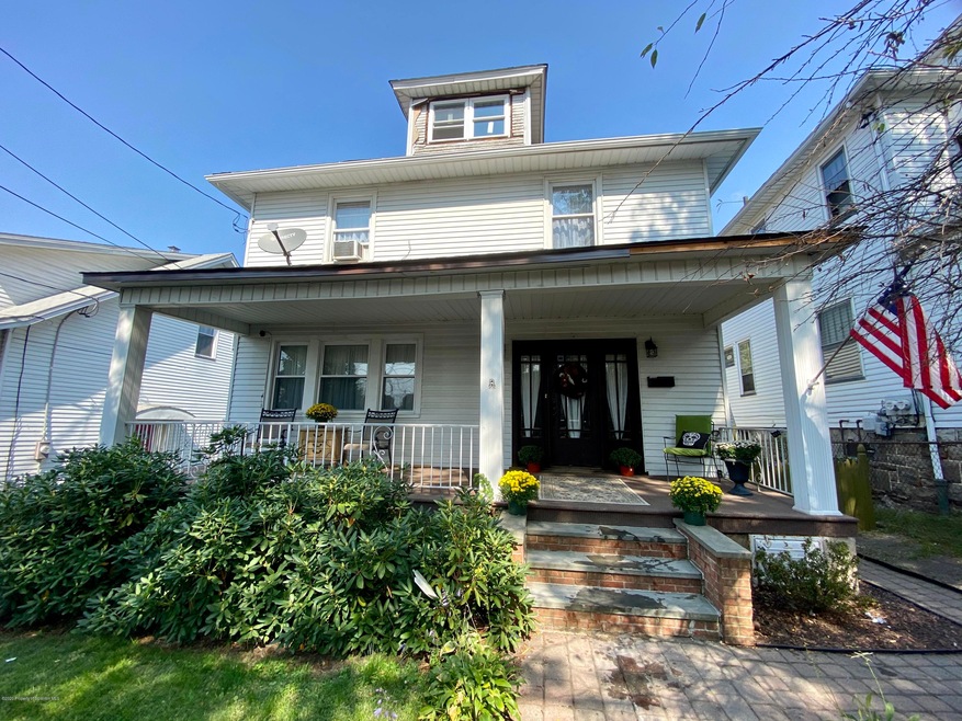 627 Beech St, Scranton, PA 18505 - photo 1